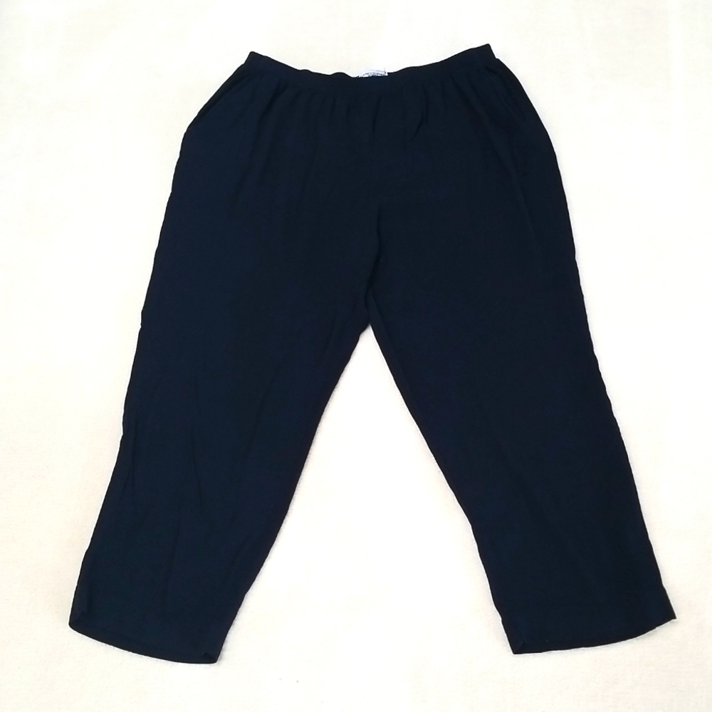 Black crepe rayon pants